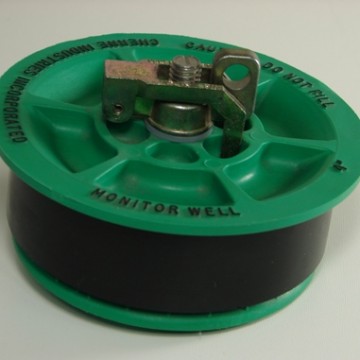Locking Well Plug, 4" Cherne Style, Green, Monitor Well Locking Plug